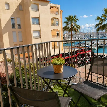 Centre Port 4 Couchage Vue Sur Les Bateaux Piscine Appartamento Agde